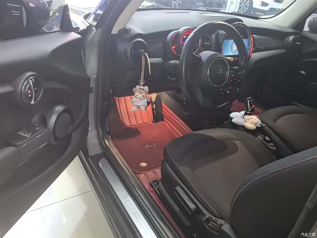 Mini ONE, 2021 16