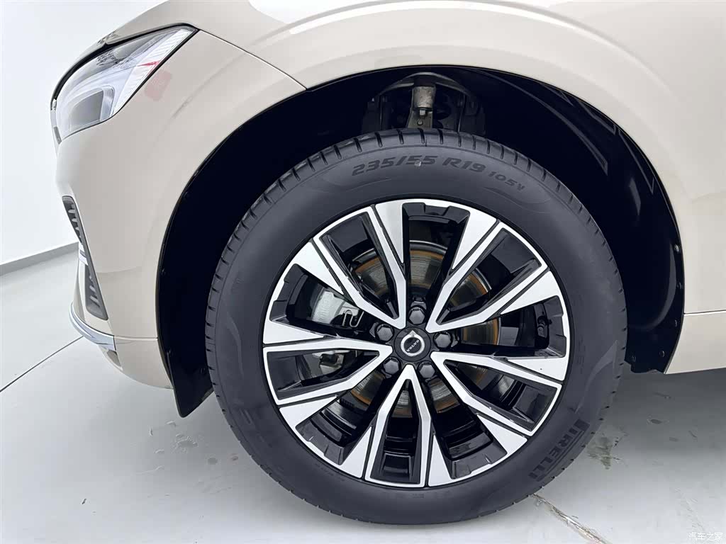 Volvo XC60, 2025 29