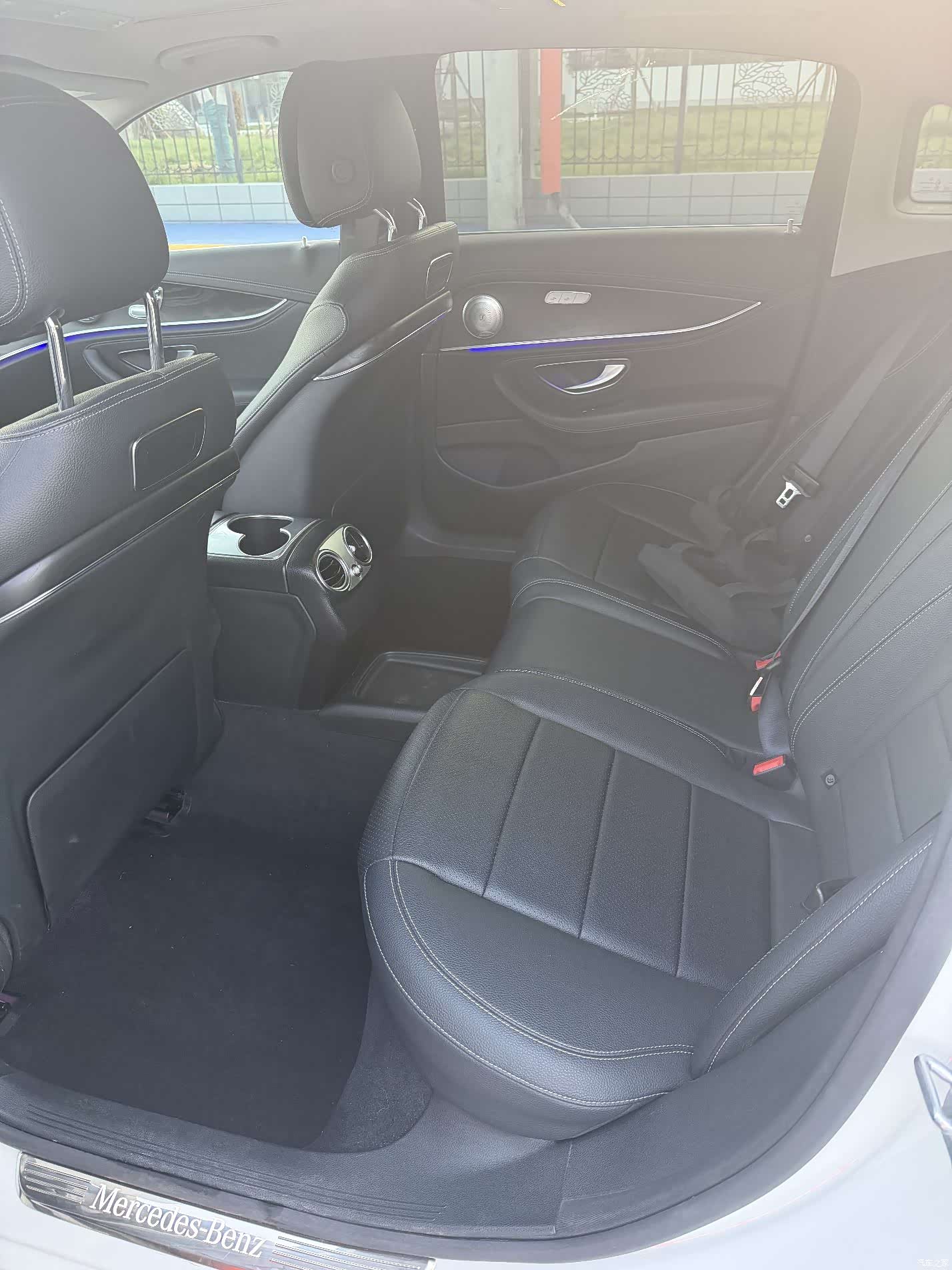 Mercedes-Benz E-Class, 2016 9