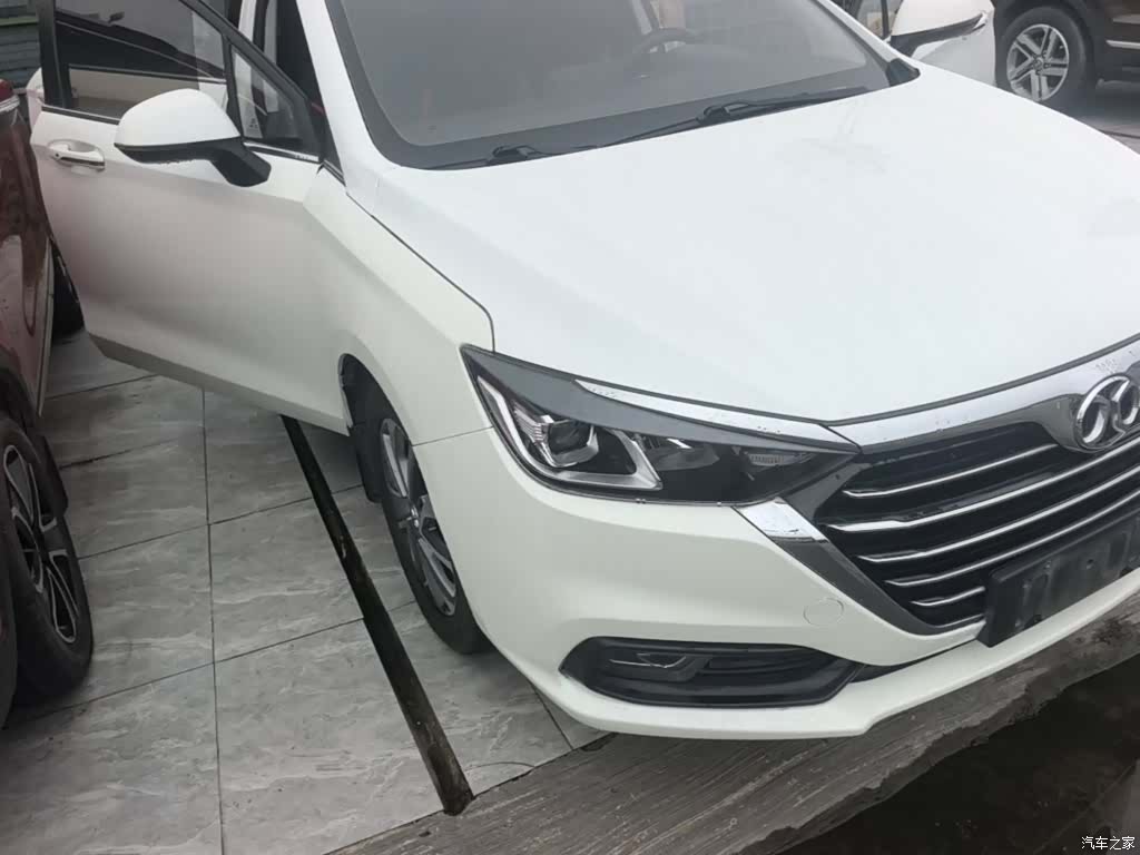 BAIC D50, 2018 4