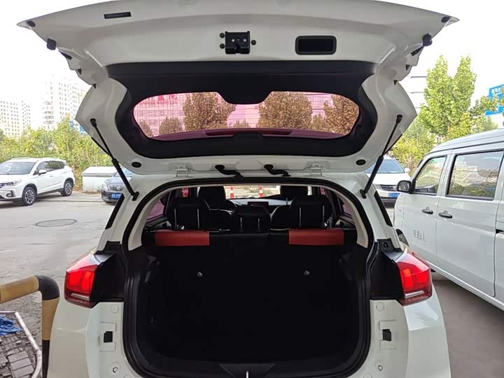 BAIC X3 2019 1.5T CVT rong yao ban