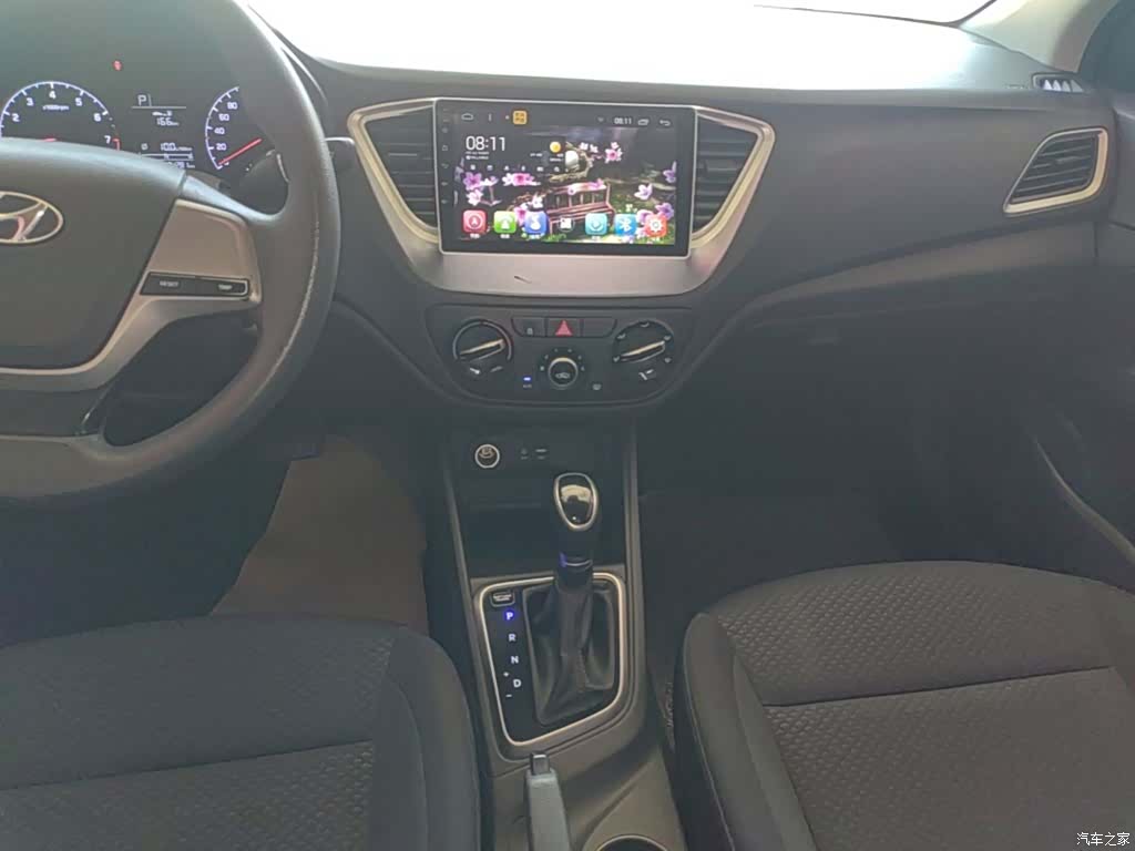 Hyundai GLS, 2017 13