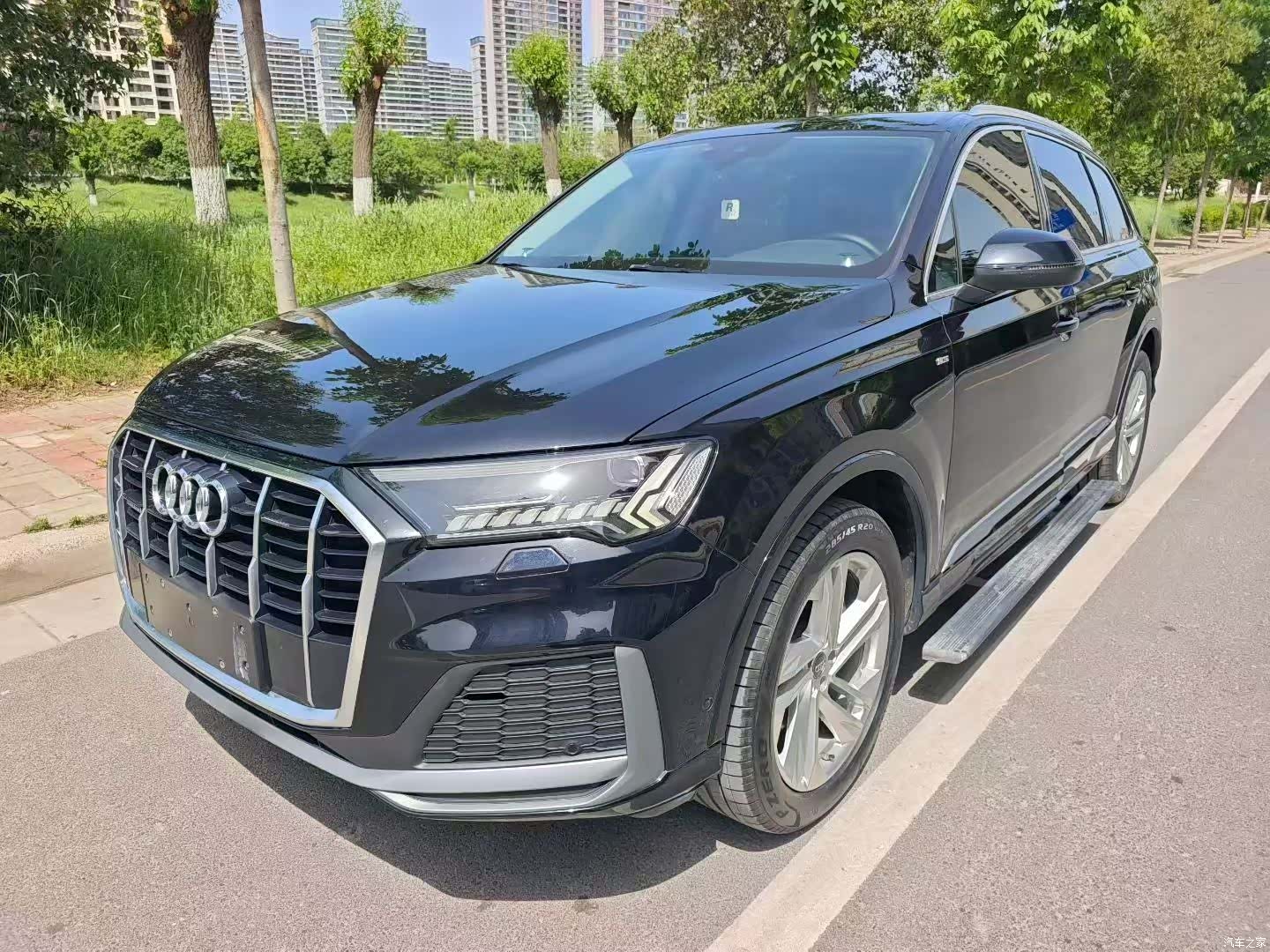 Audi Q7, 2021 1