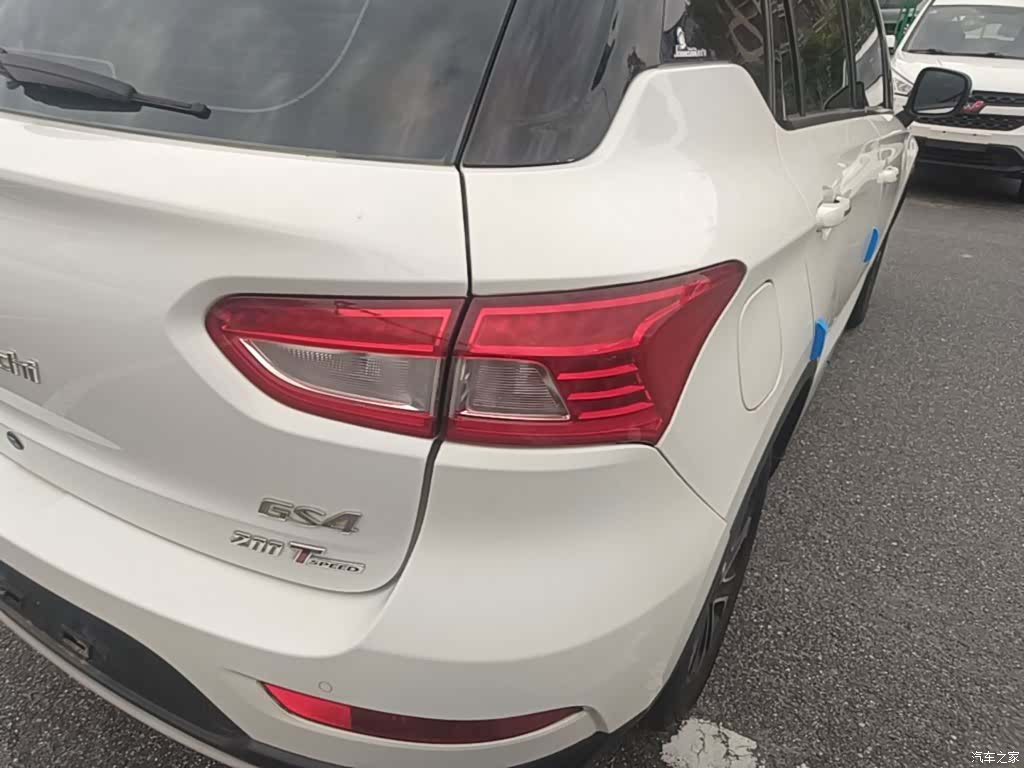 GAC GS4, 2015 8