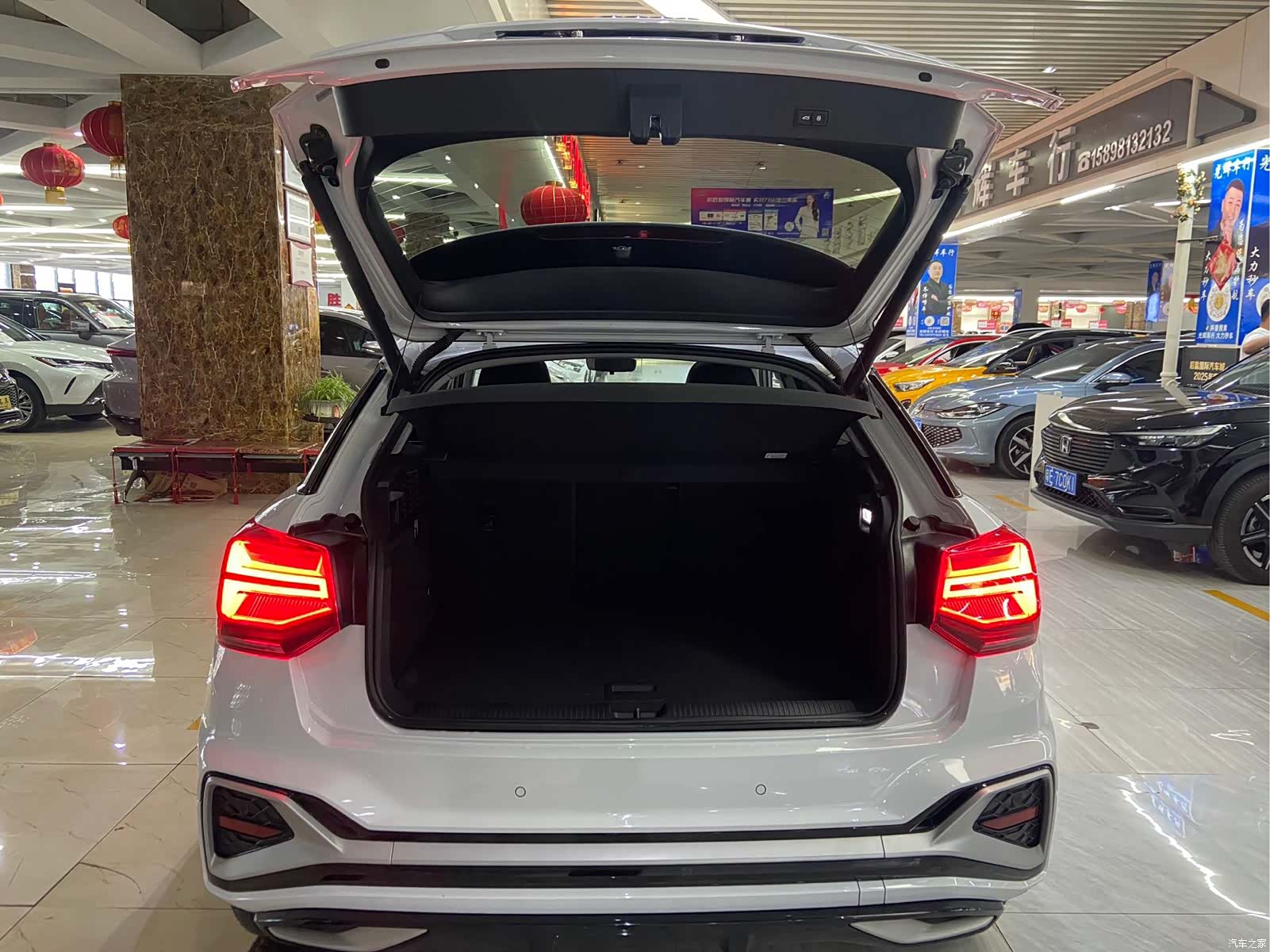 Audi Q2L, 2021 12