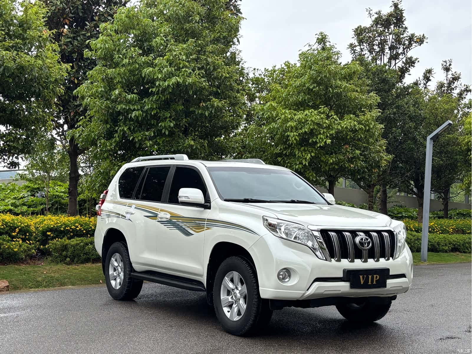 Toyota Prado, 2015 3
