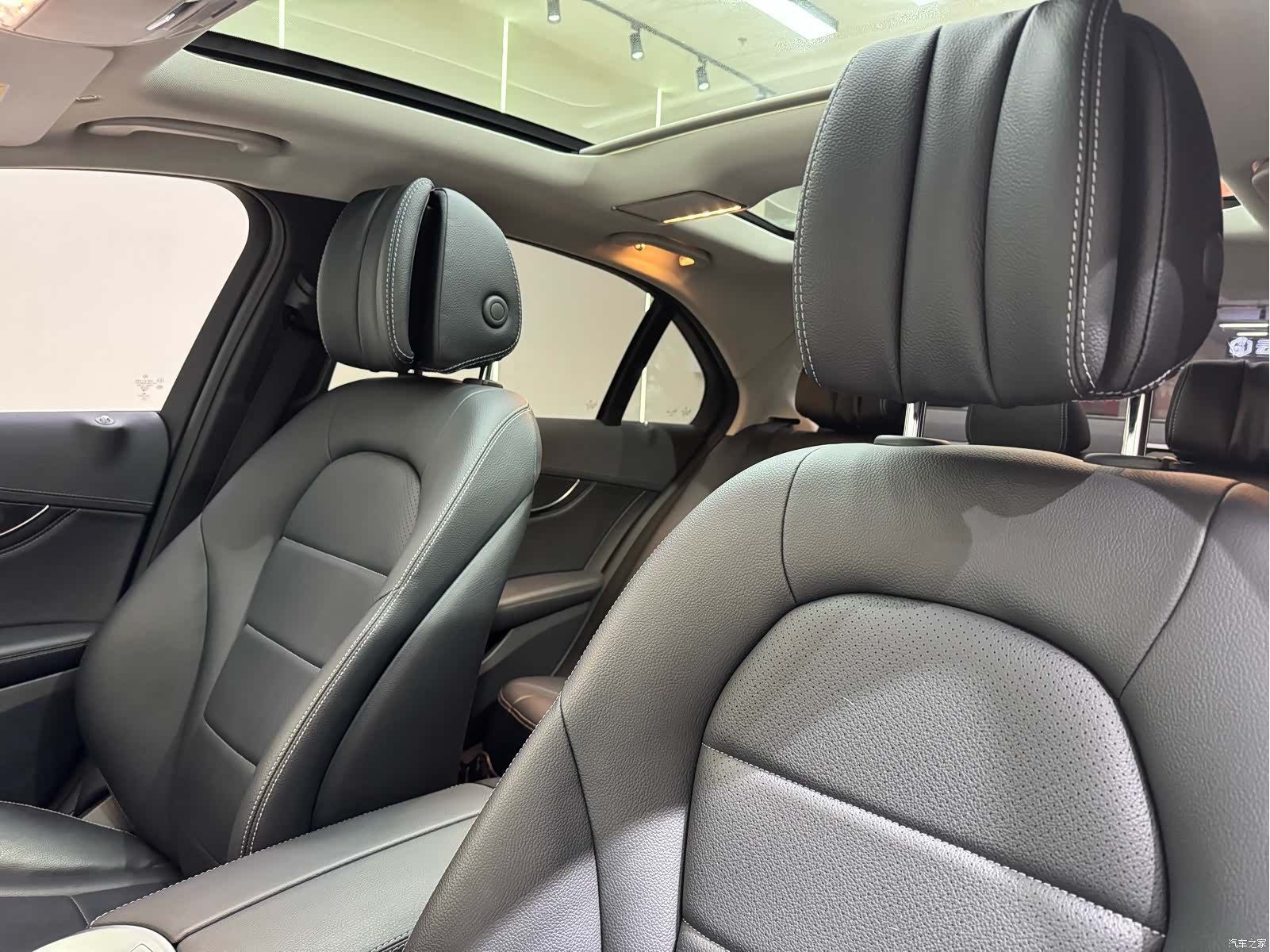 Mercedes-Benz C-Class, 2019 39