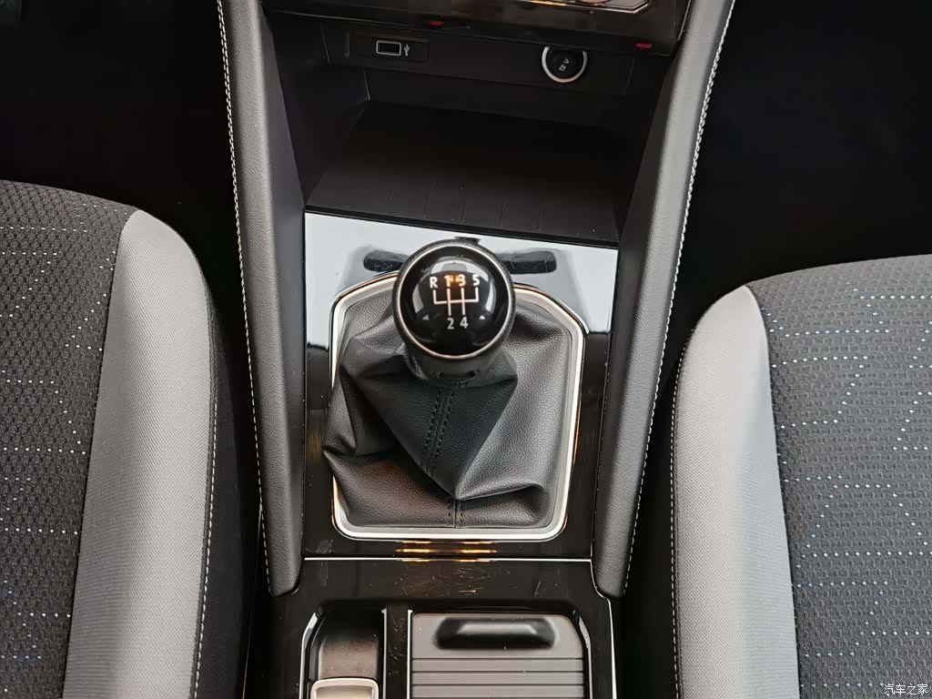 Volkswagen VS5, 2025 13