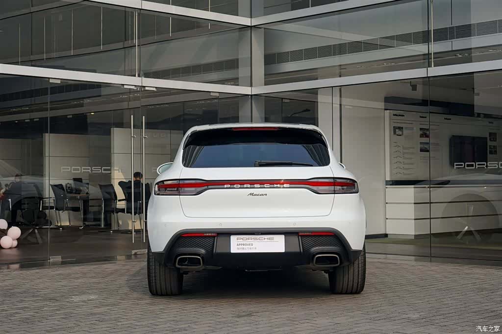 Porsche Macan, 2025 6