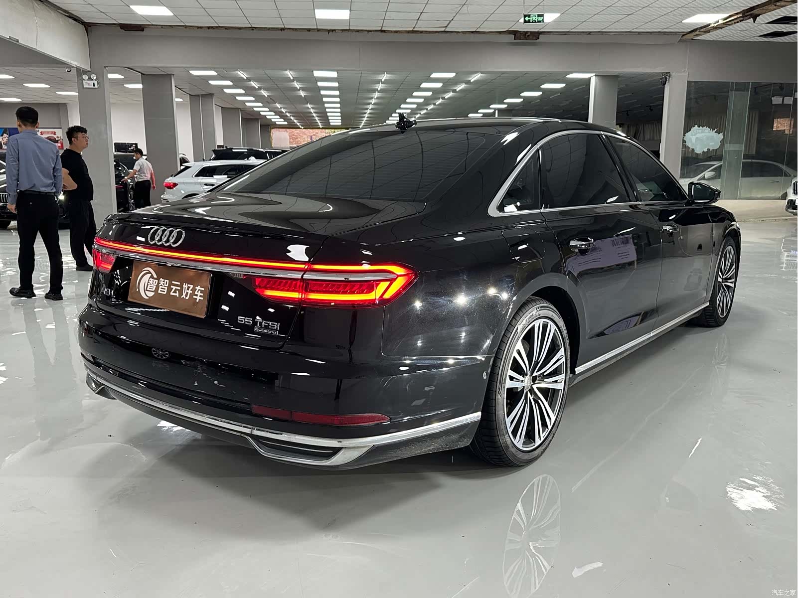 Audi A8L, 2019 9