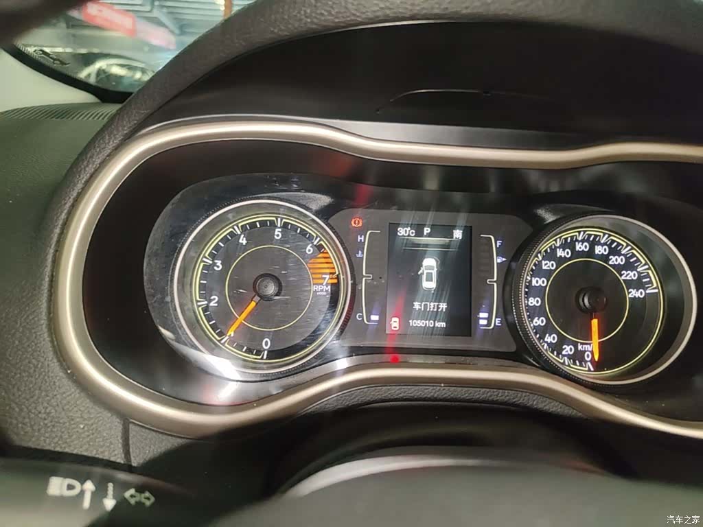 Jeep Cherokee, 2018 12