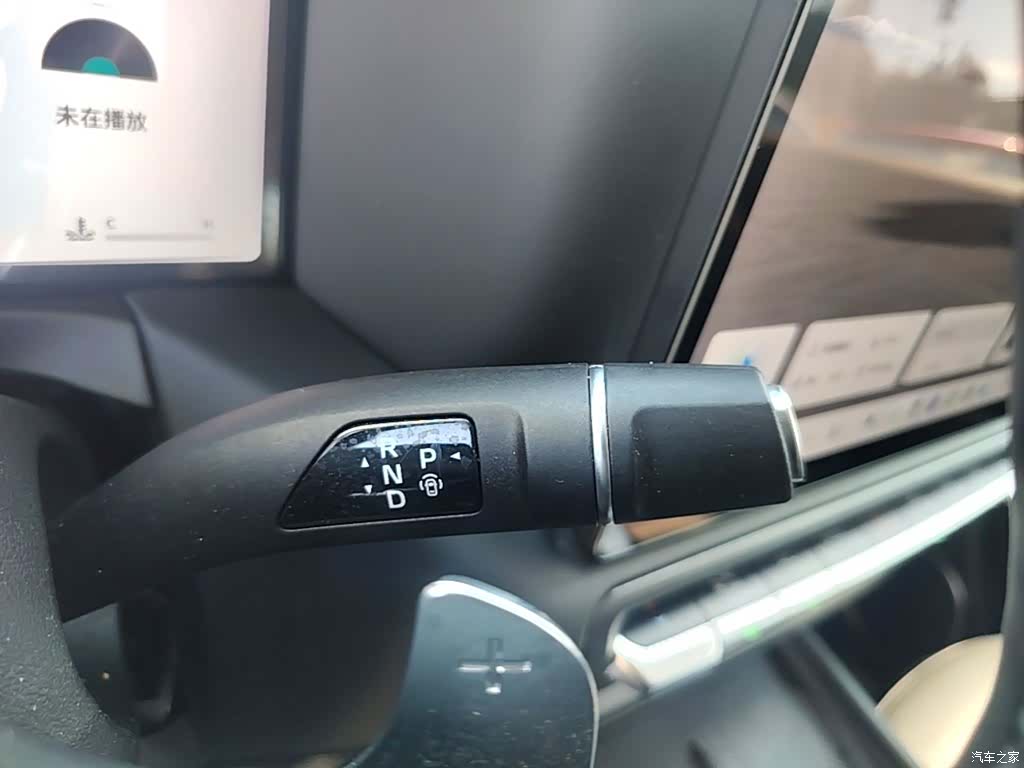 Tank 300, 2025 14