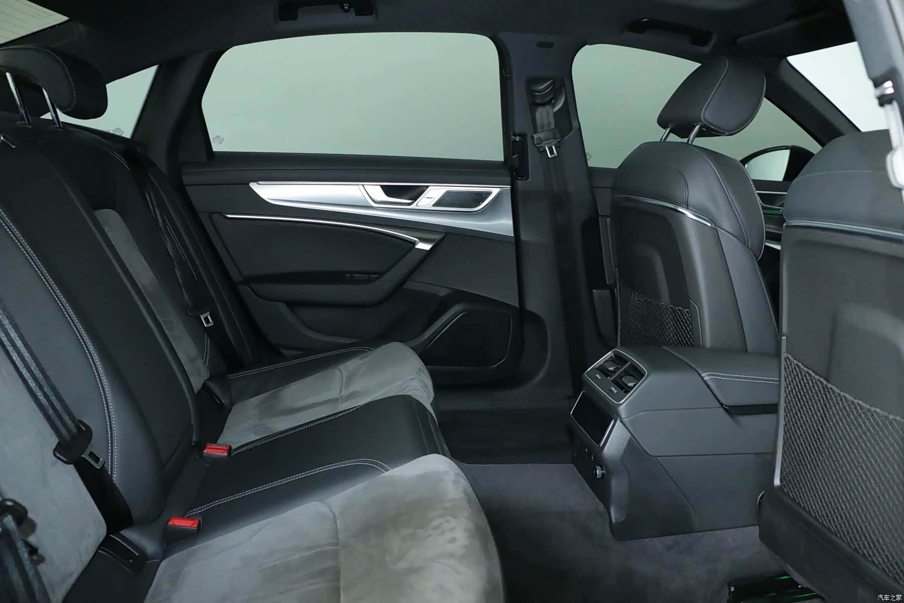 Audi A6L, 2022 8