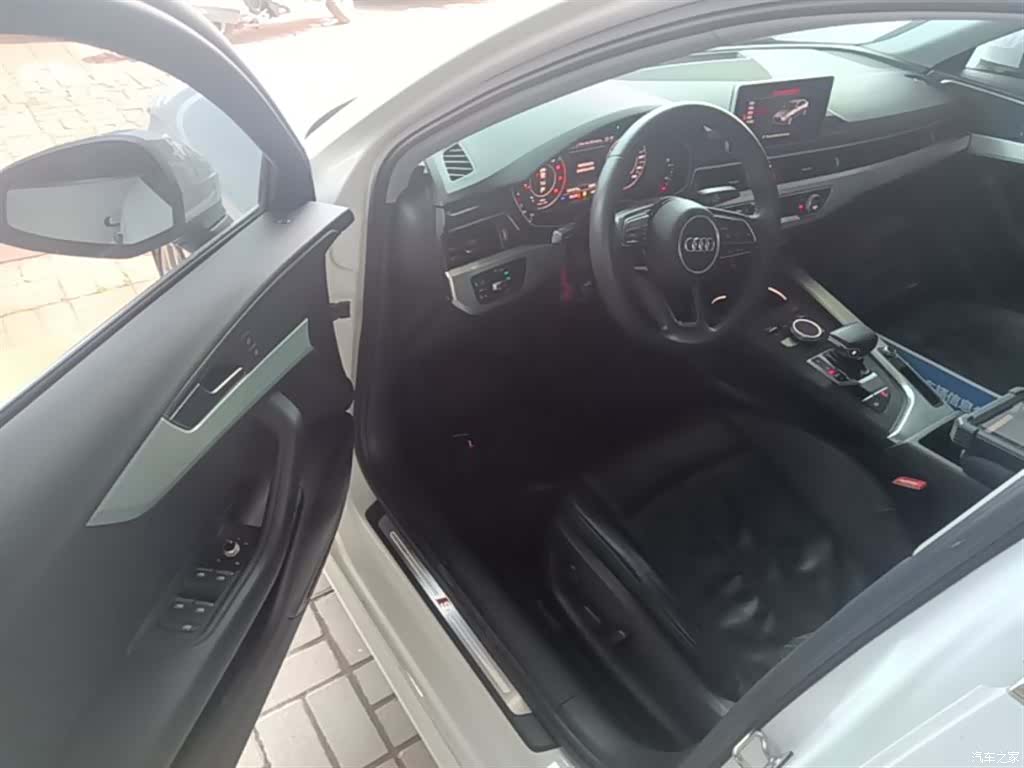 Audi A4L, 2019 16