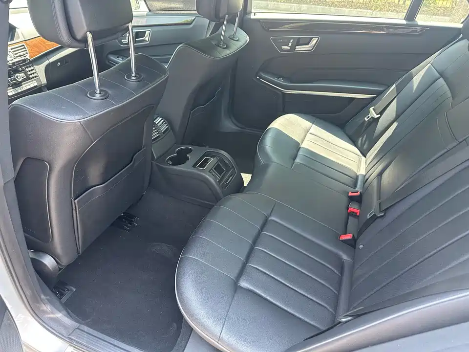 Mercedes-Benz E-class Mercedes-Benz E-class