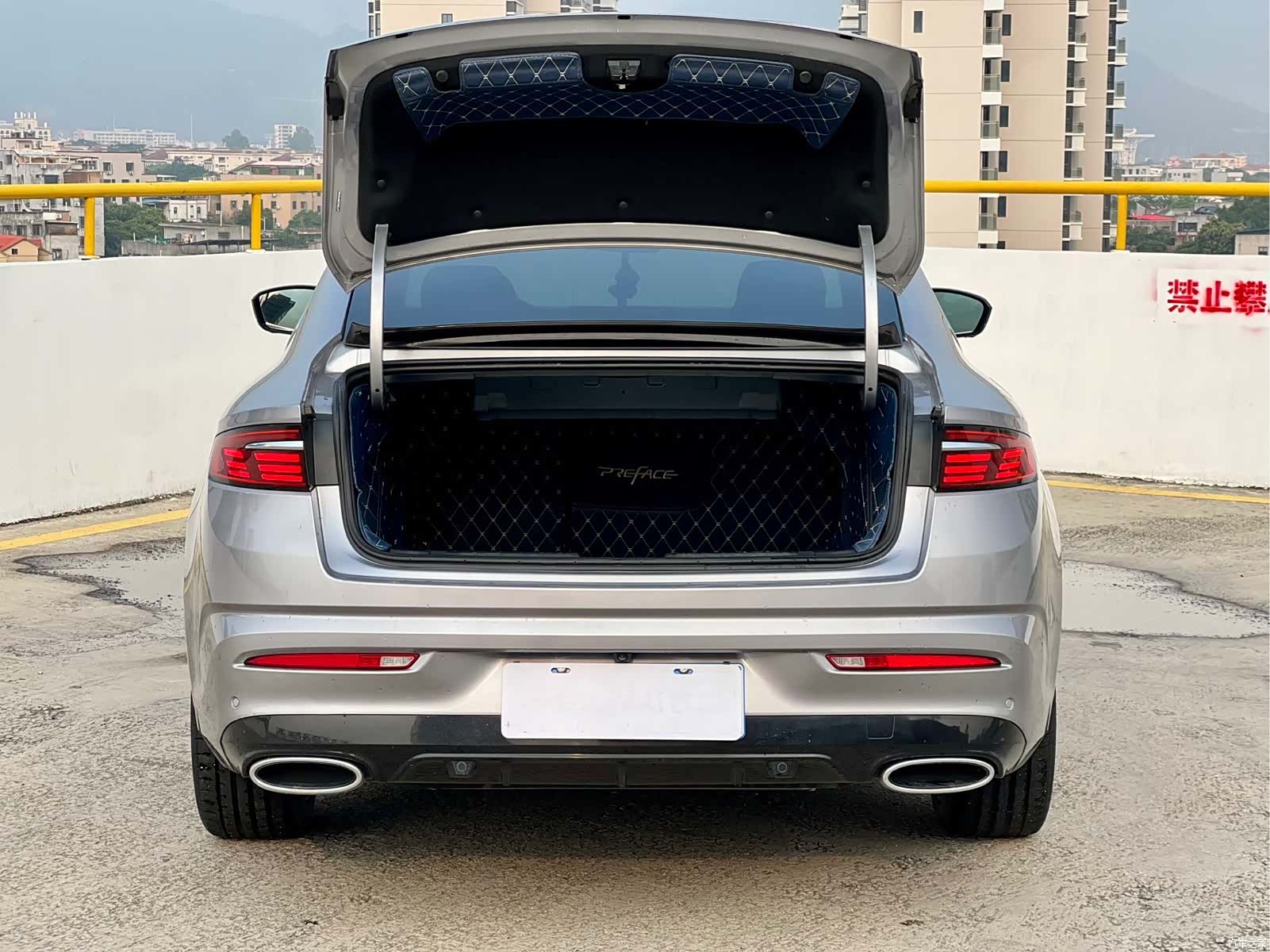 Geely Preface, 2022 17