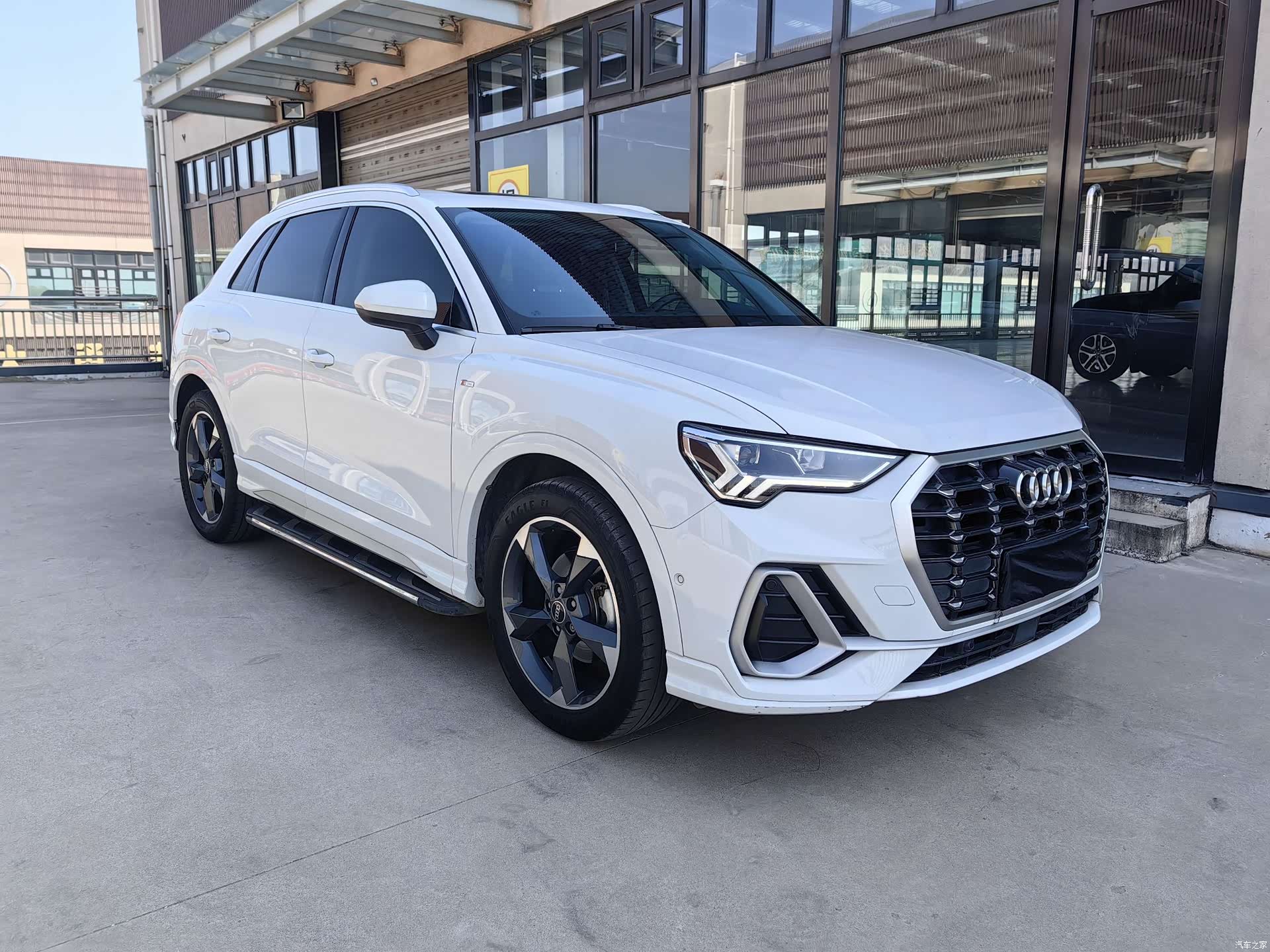 Audi Q3, 2023 2