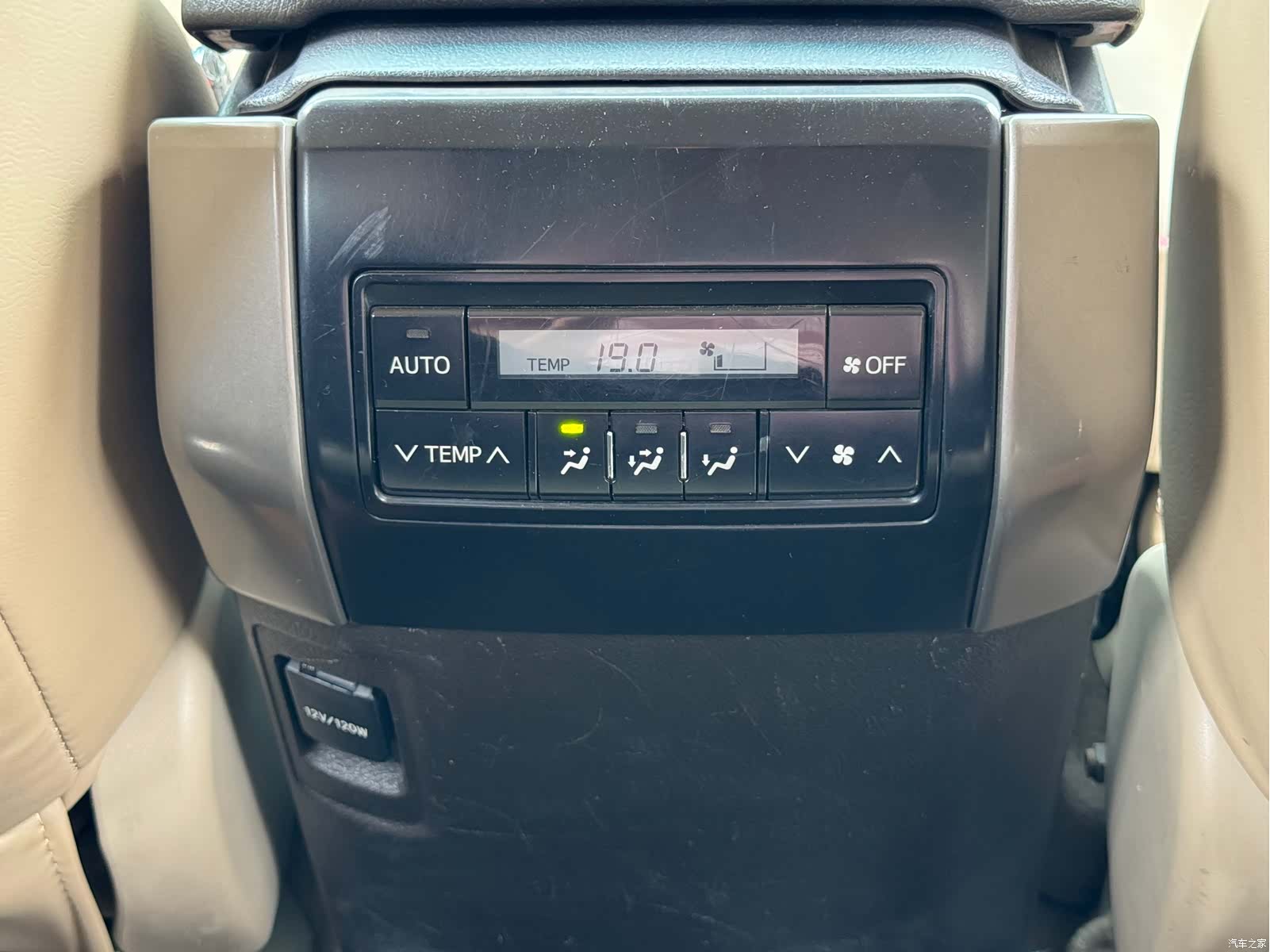 Toyota Prado, 2013 13