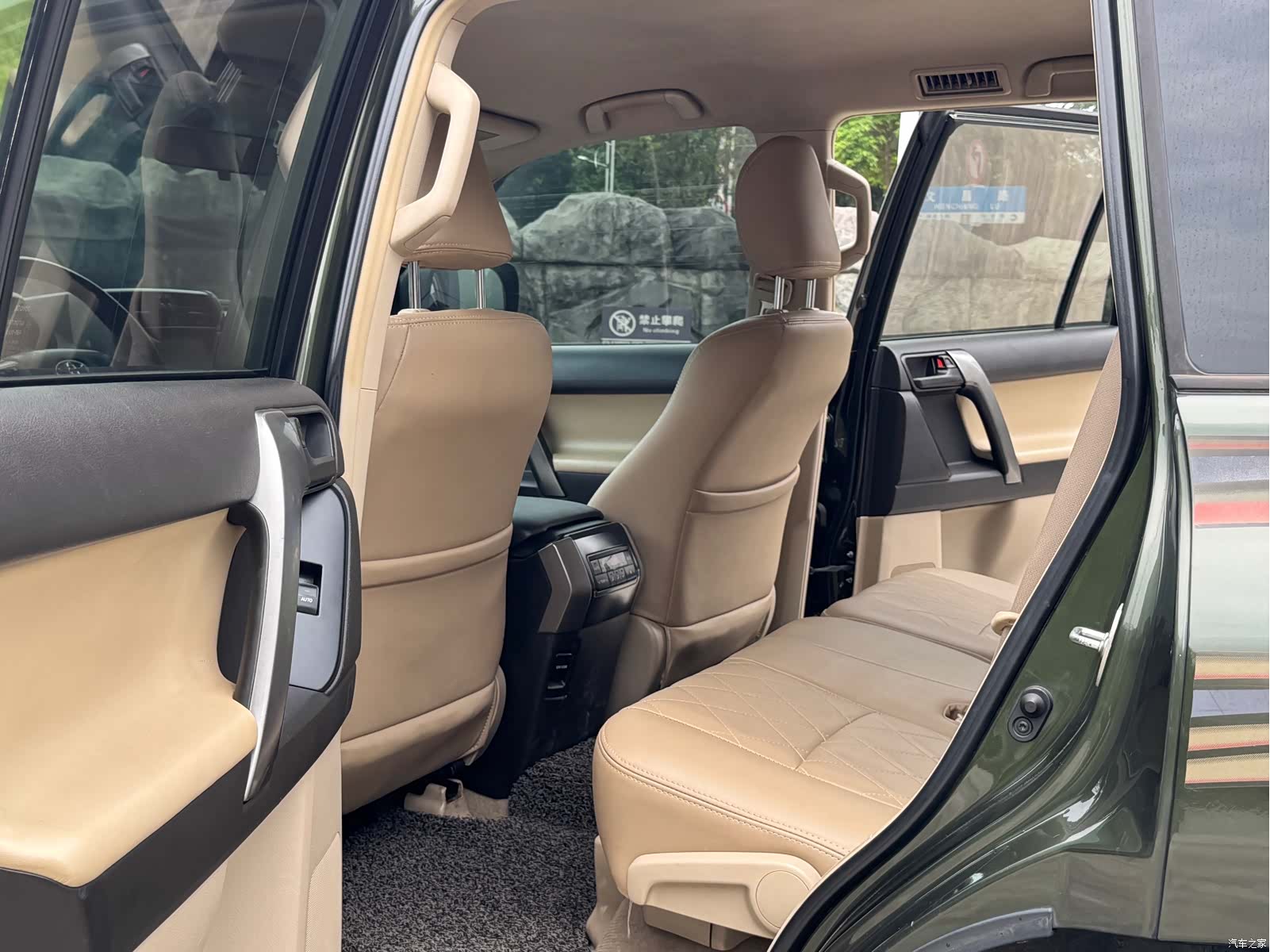 Toyota Prado, 2013 8