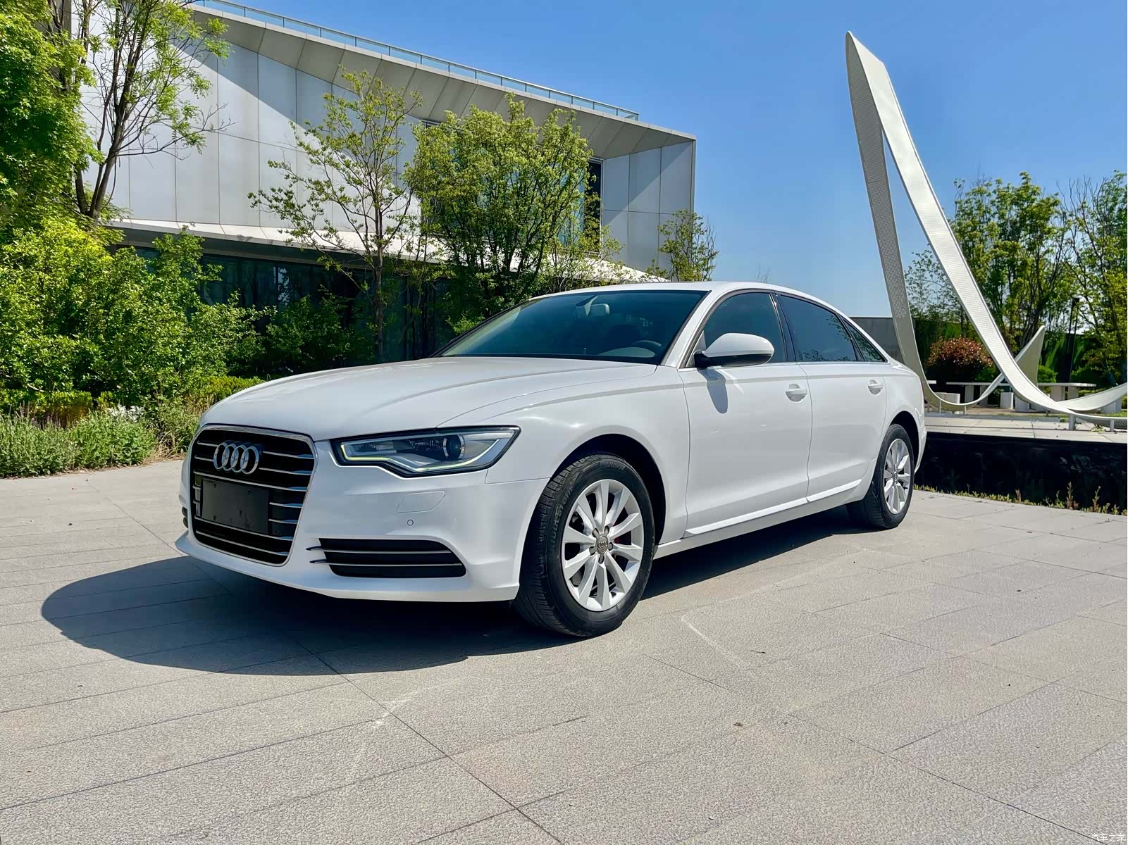 Audi A6L, 2016 1