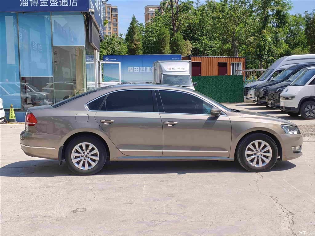 Volkswagen Passat, 2012 3