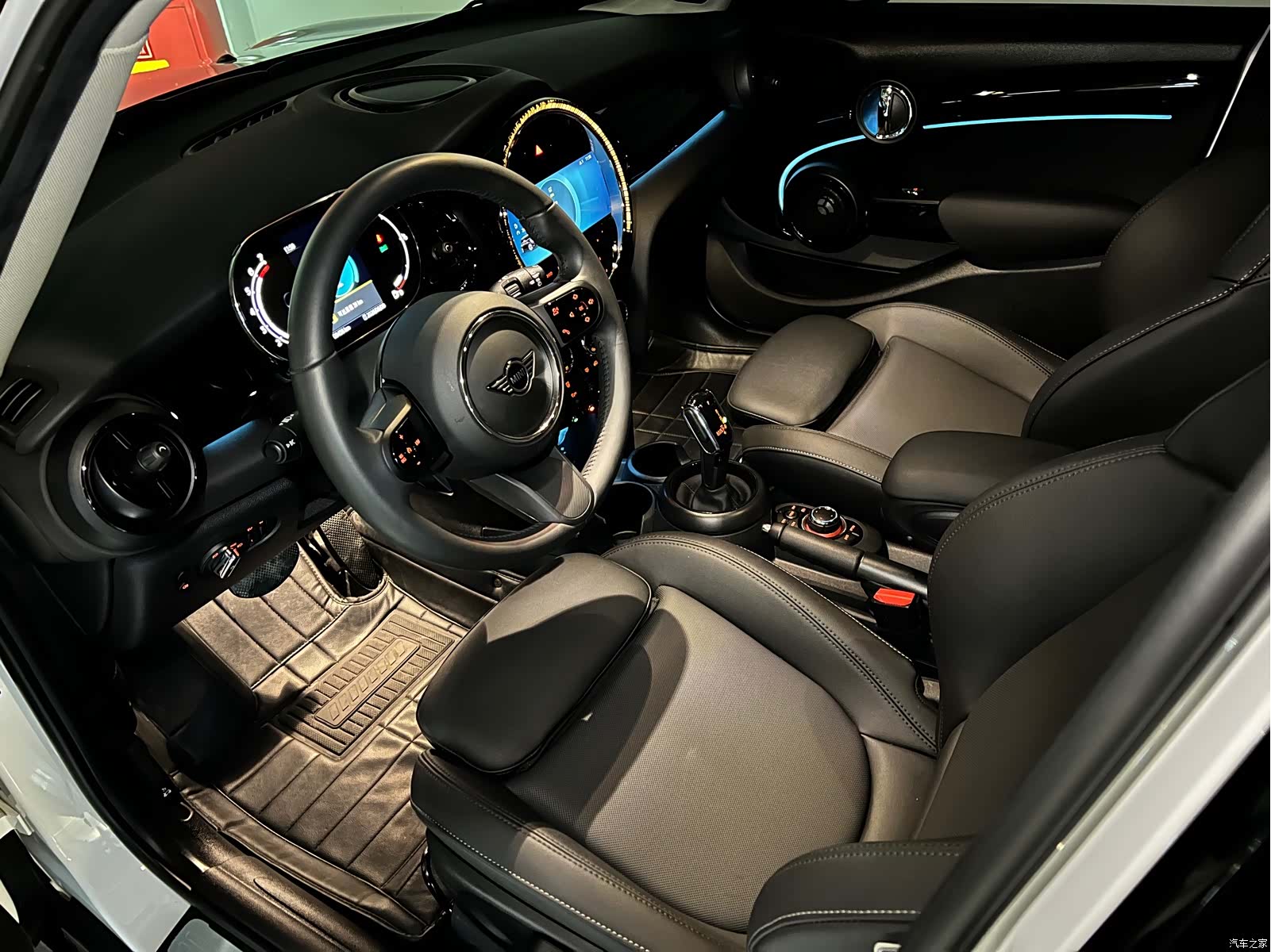 Mini Cooper, 2024 9