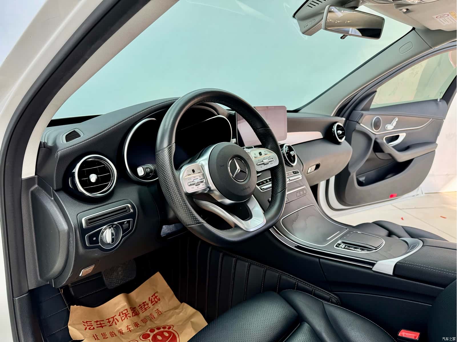 Mercedes-Benz C-Class, 2020 все фото