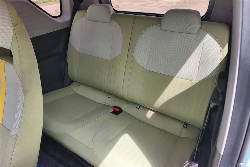 Geely Panda, 2025 11