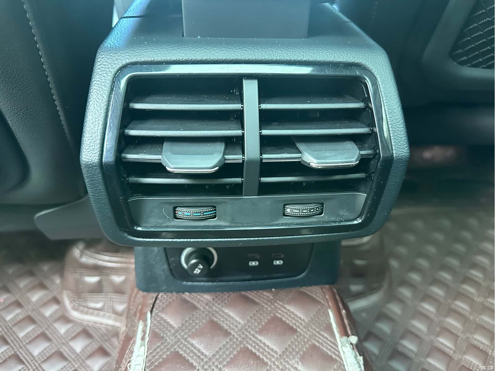 Audi Q3, 2022 15