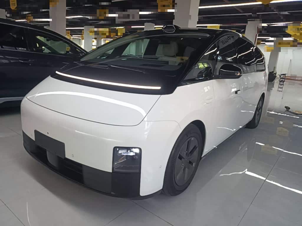 Li Auto MEGA