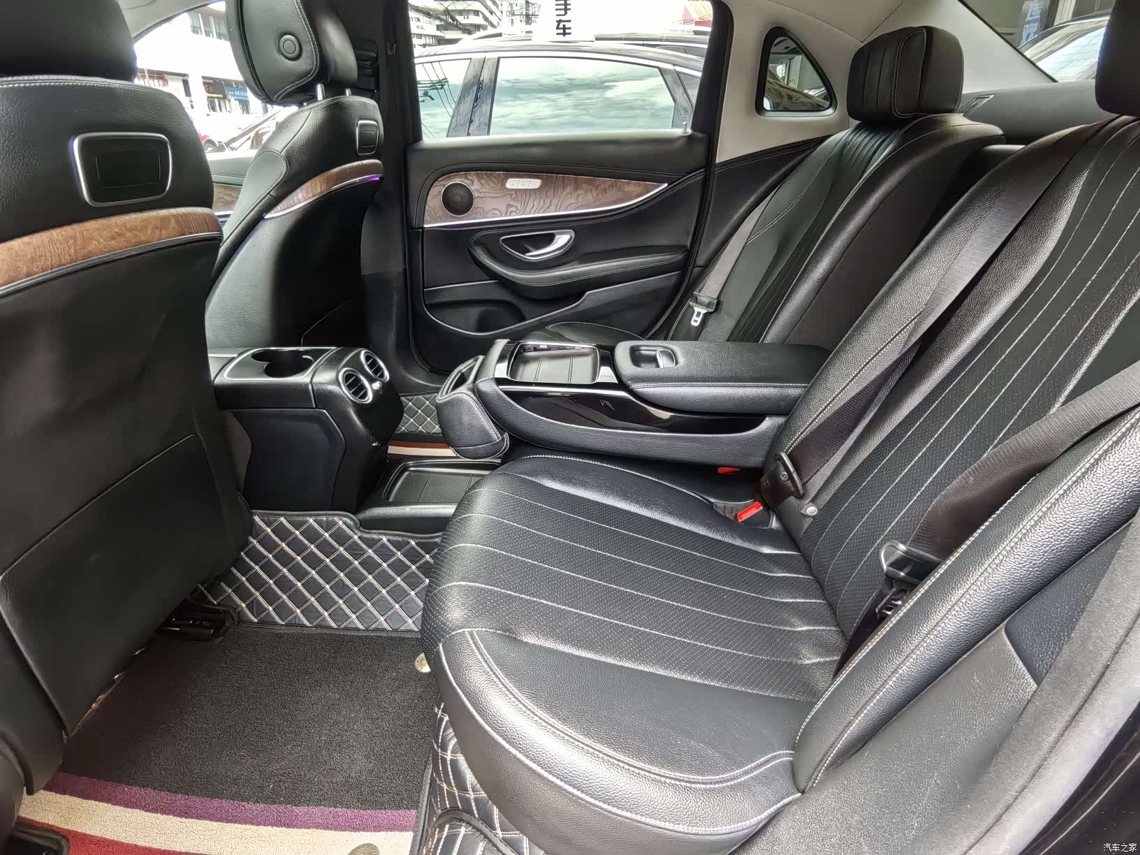 Mercedes-Benz E-Class, 2016 11