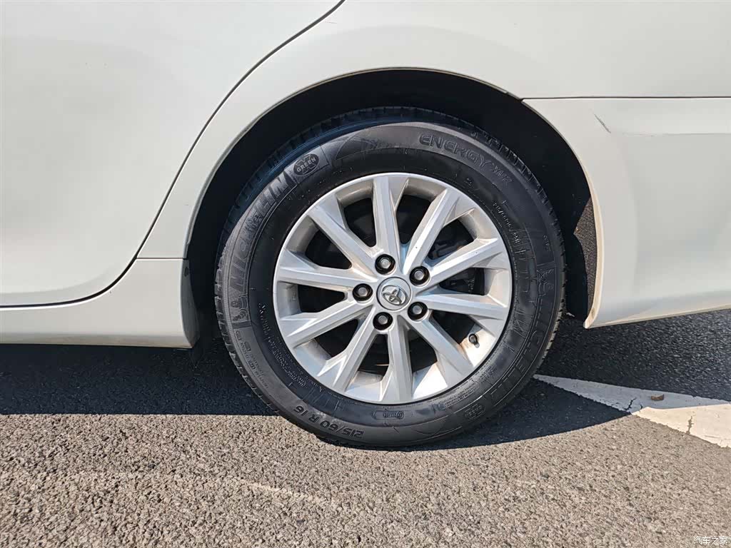 Toyota Camry, 2016 12