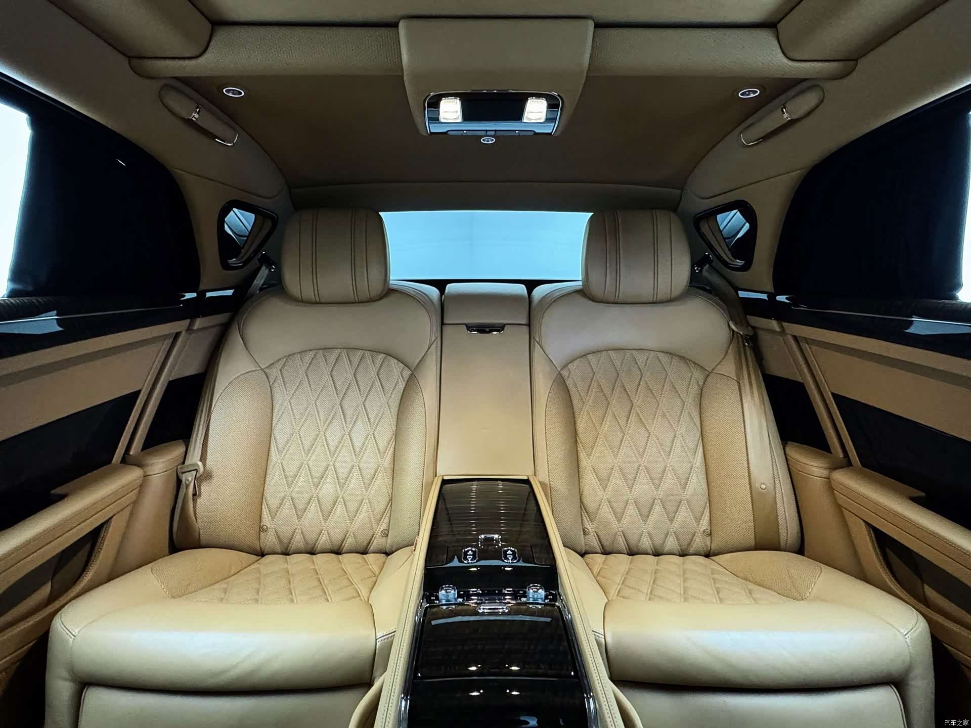 Bentley Mulsanne, 2017 21