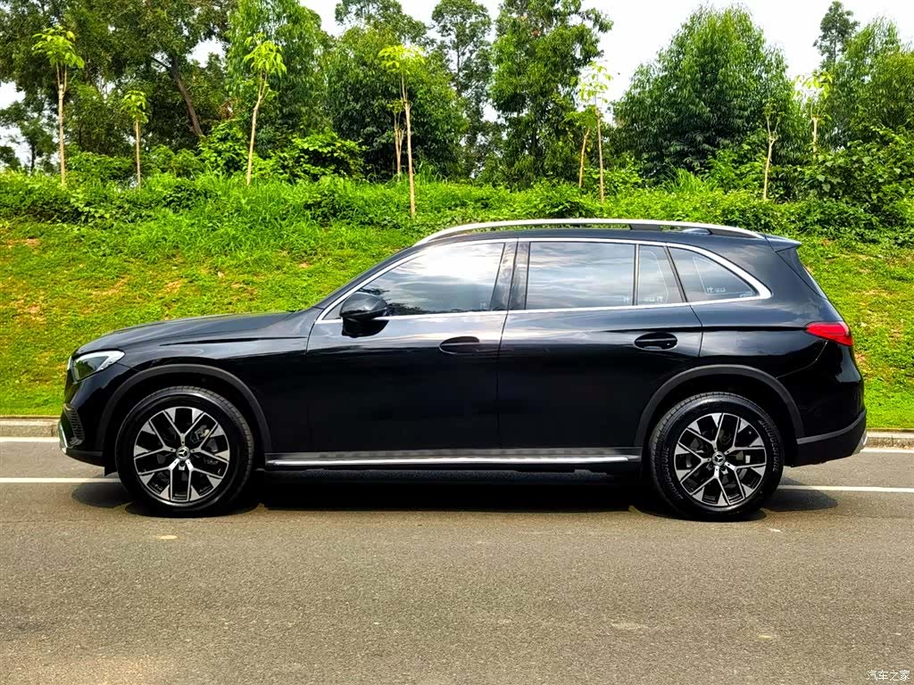 Mercedes-Benz GLC, 2023 4