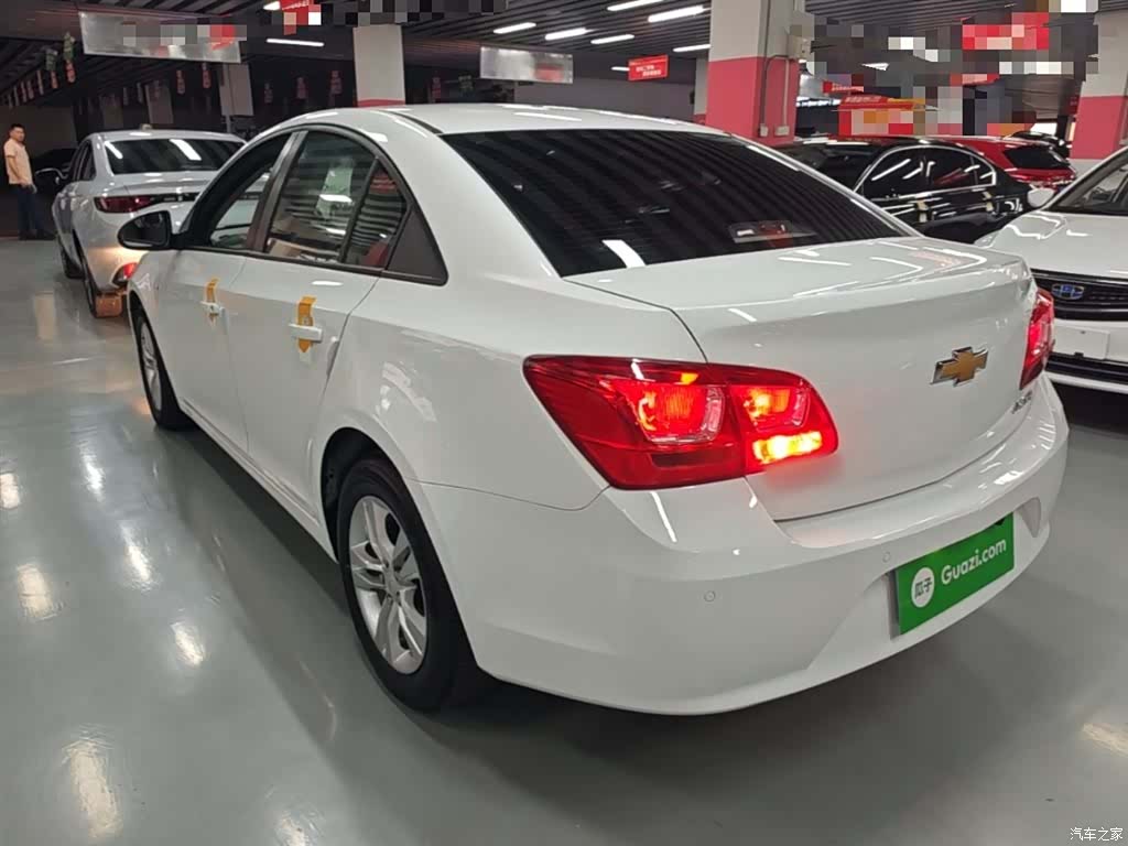 Chevrolet SE, 2015 все фото