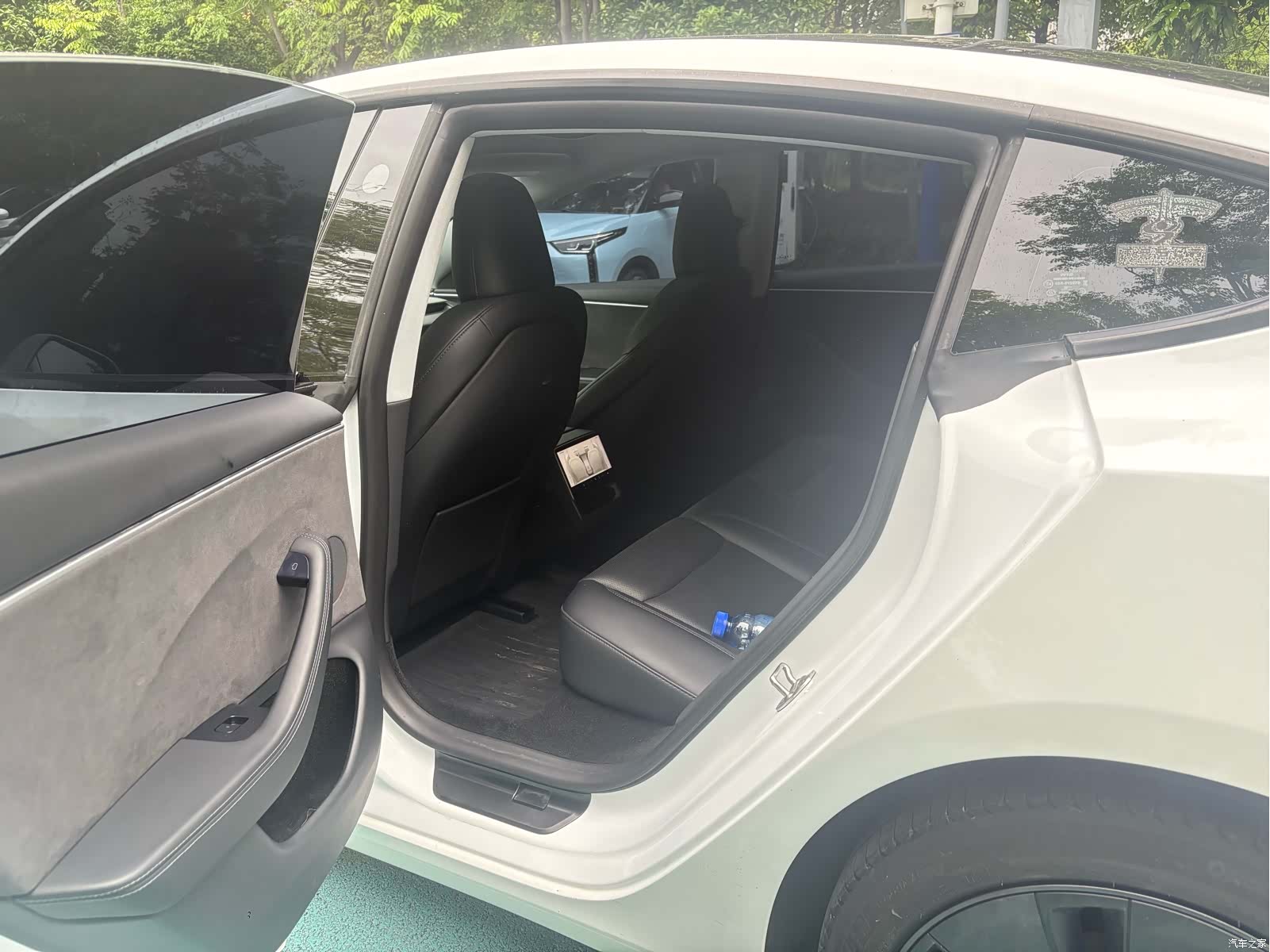 Tesla Model 3, 2023 7