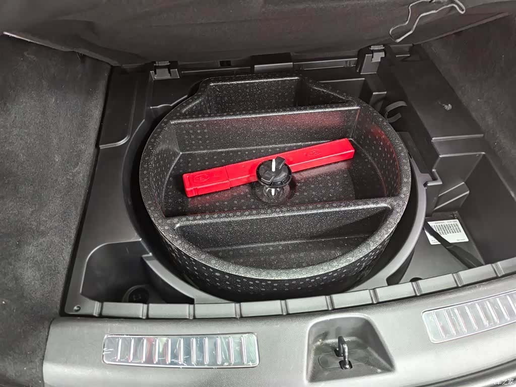 Cadillac XT4, 2023 25
