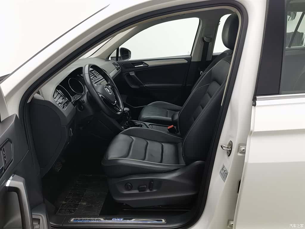 Volkswagen Tiguan L, 2020 10