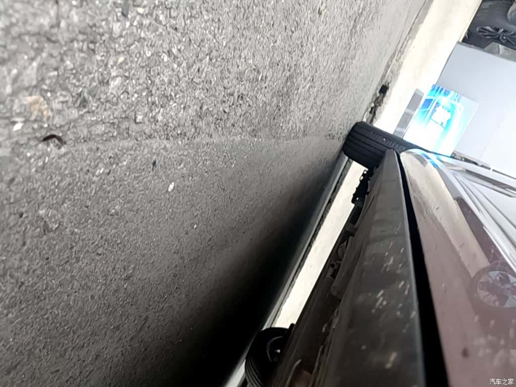 BYD Dolphin, 2022 21