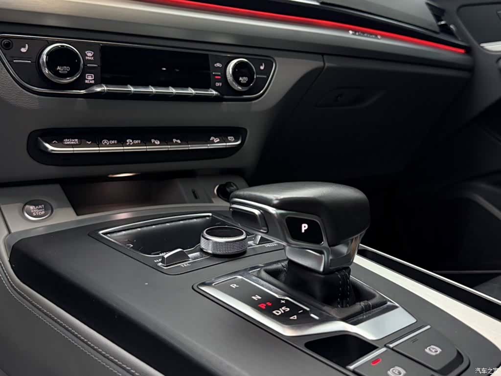 Audi Q5L, 2018 18