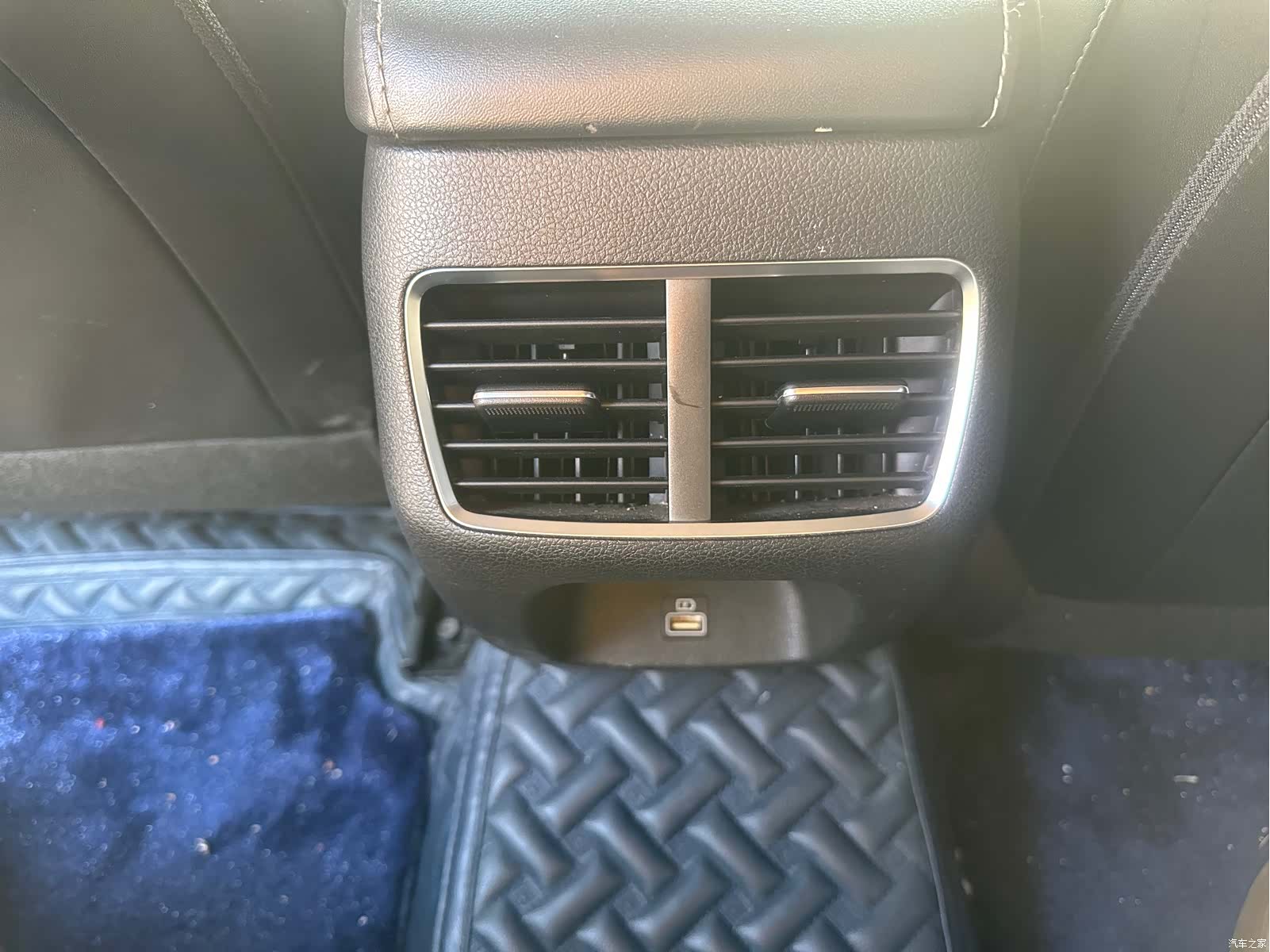 Hyundai Sonata, 2022 11