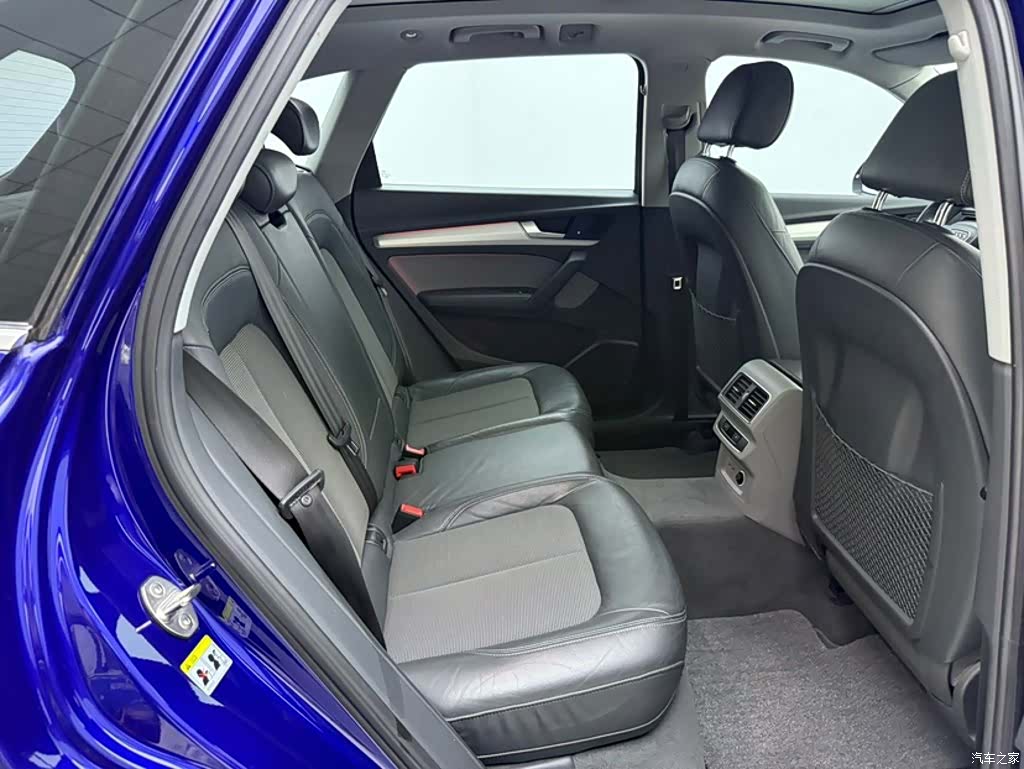 Audi Q5L, 2018 все фото