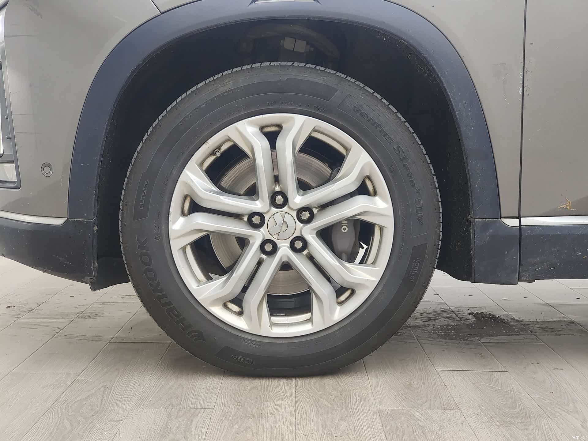NIO ES8, 2021 11