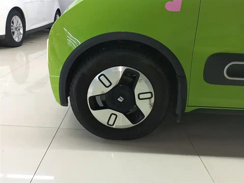 Baoding KiWi EV