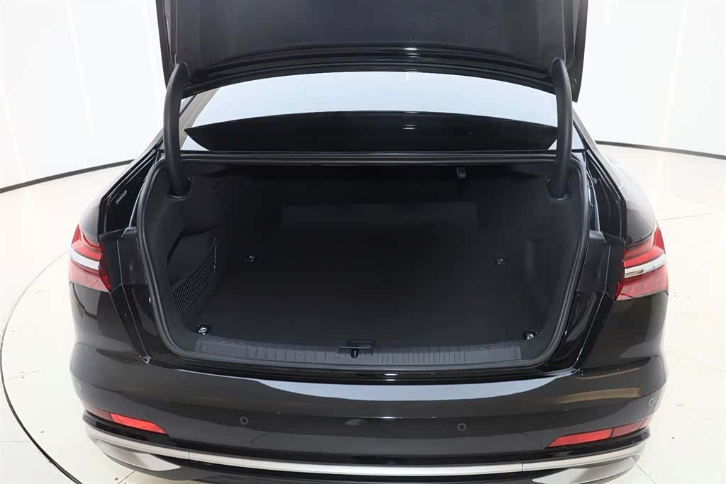 Audi A6L, 2024 10