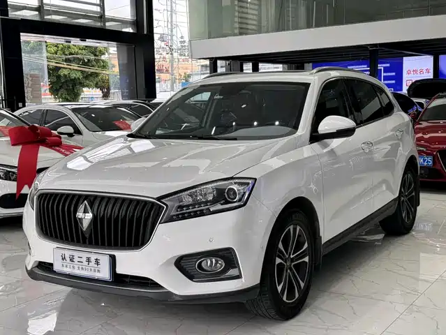 Borgward BX7 2017 — купить из Китая под заказ