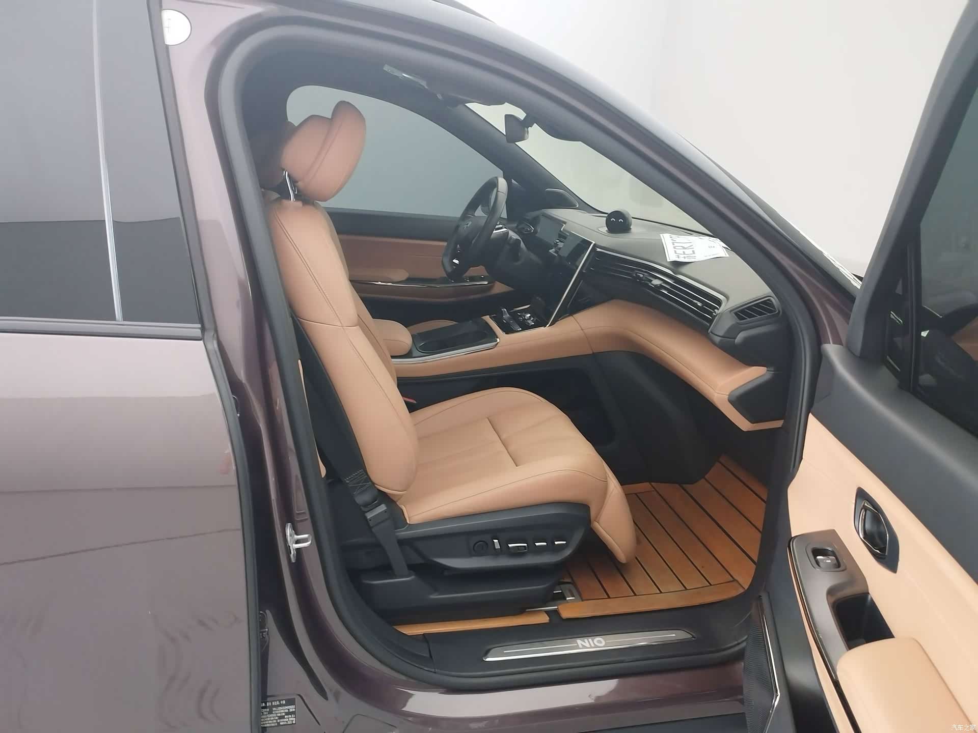 NIO ES8, 2021 14