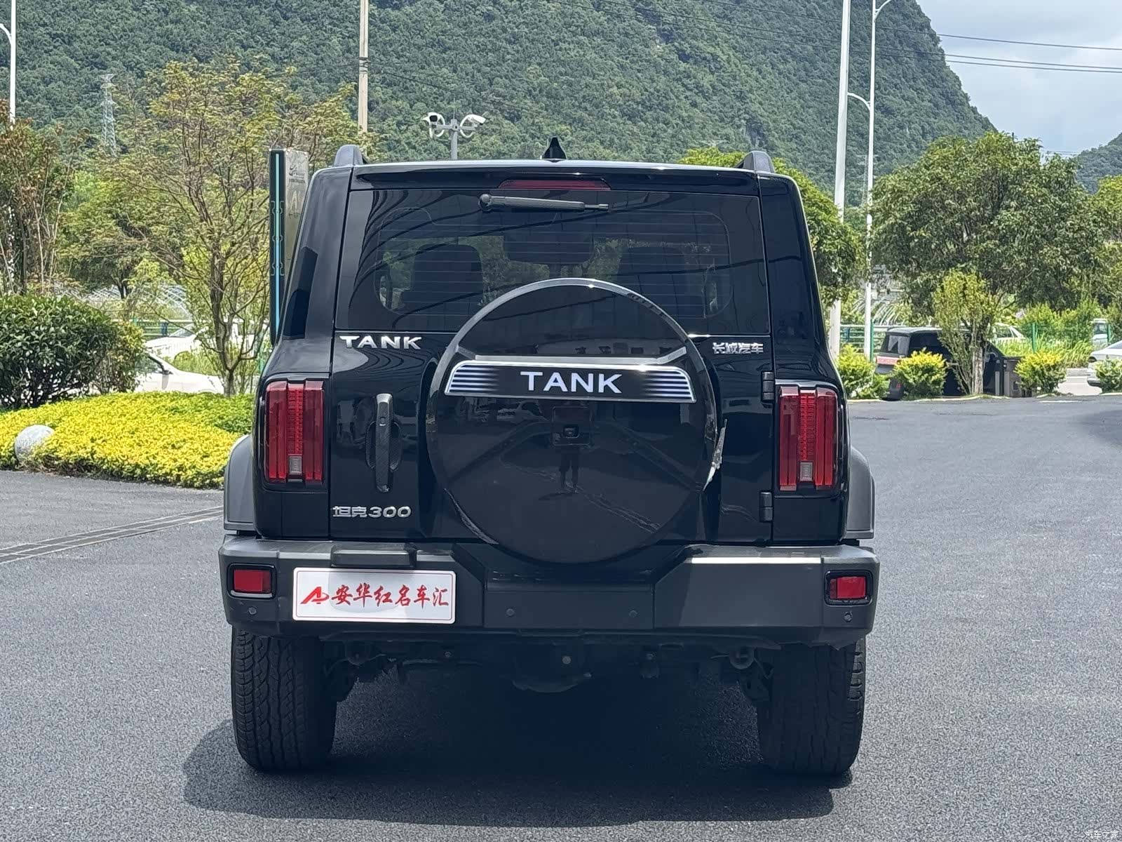 Tank 300, 2022 4