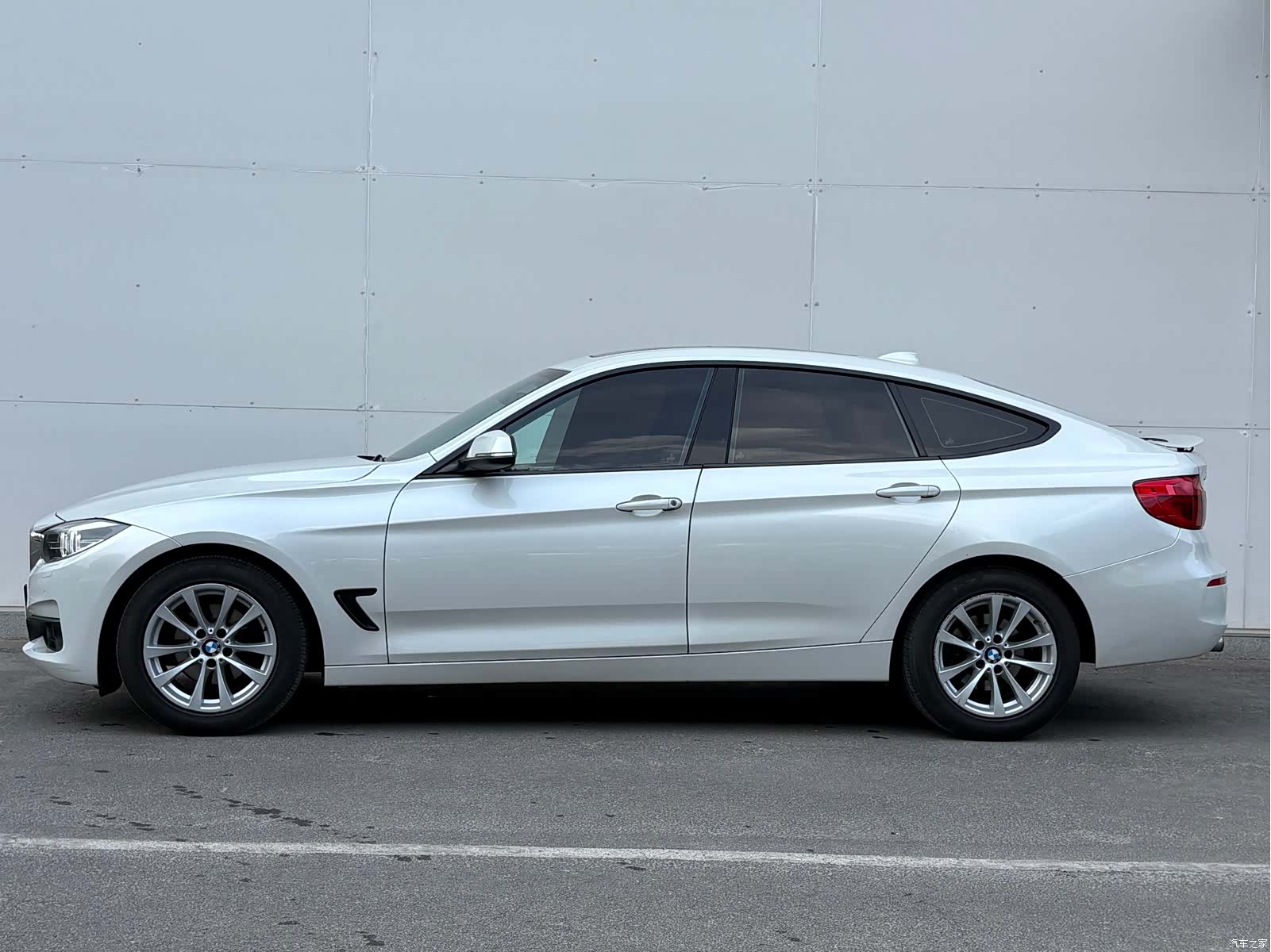 BMW 3 Series, 2017 2