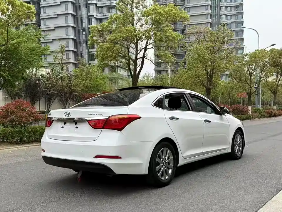 Hyundai Name picture